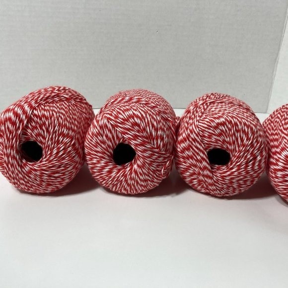 12 Aunt Lydia's Baker's Cotton Crochet Thread Red - Picture 8 of 13